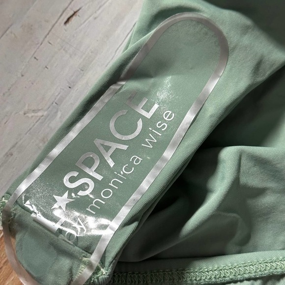 L*Space Jenn One Piece Swimsuit Reef Green Size 8 - Picture 6 of 8